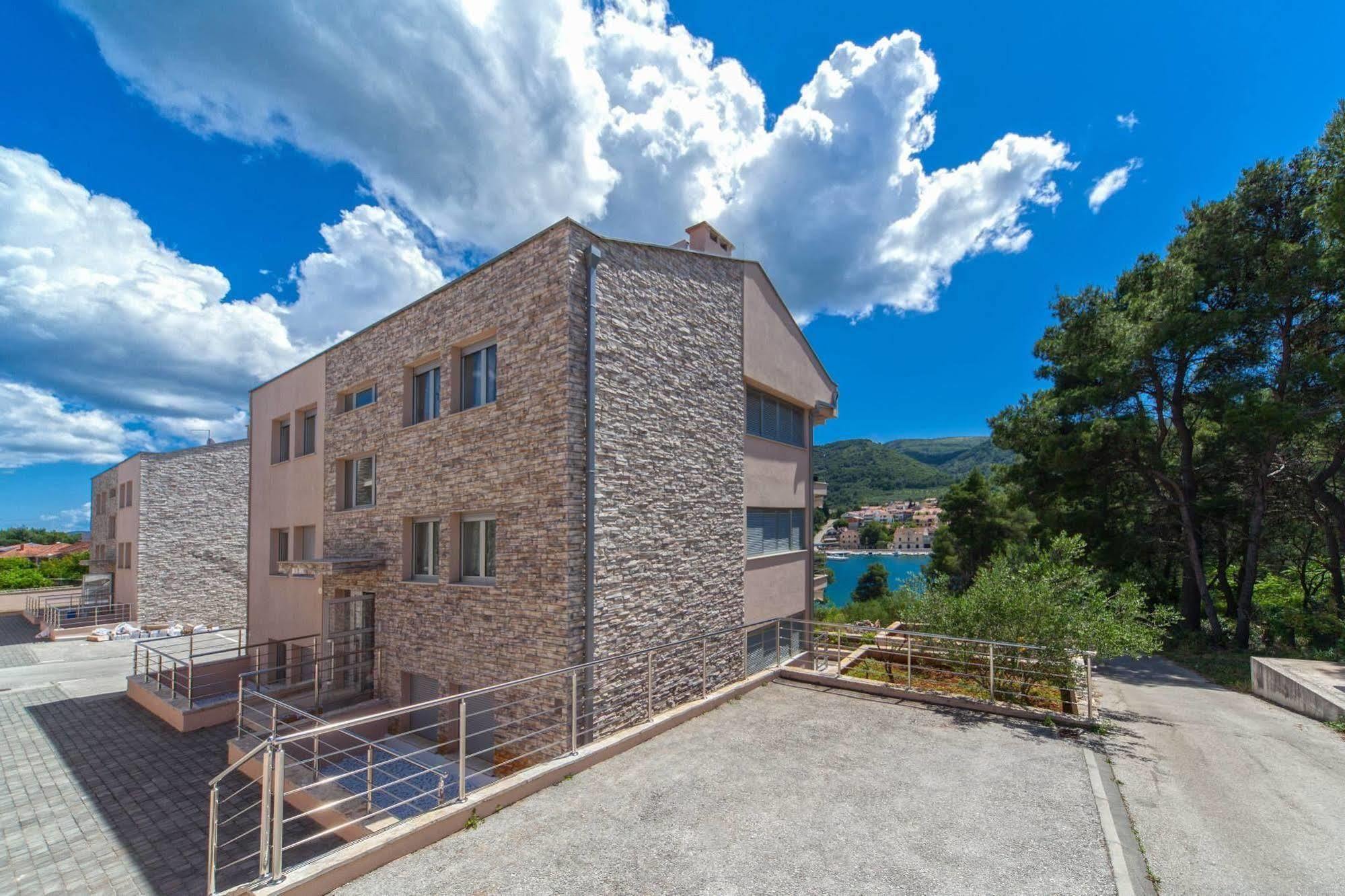 Madrugada Apartments Stari Grad  Exterior photo